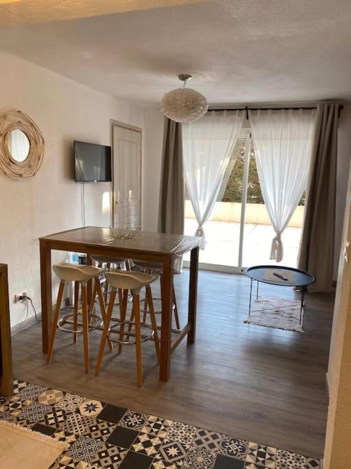 Ferienwohnung Appt 2 Pieces Port Frejus - Mega Terrasse + Garage Exterior foto